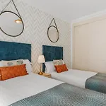 Διαμέρισμα 3 Bedroom In Location *