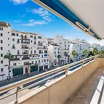 3 Bedroom In Location Apartment