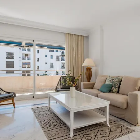 3 Bedroom In Location