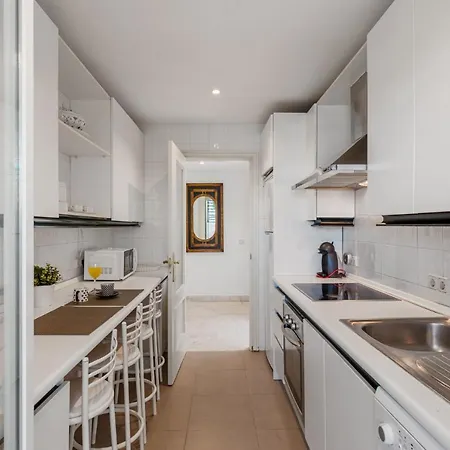 3 Bedroom In Location 公寓 马尔韦利亚