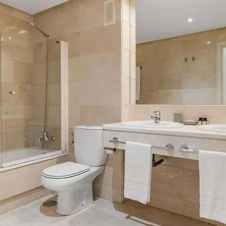 3 Bedroom In Location Marbella