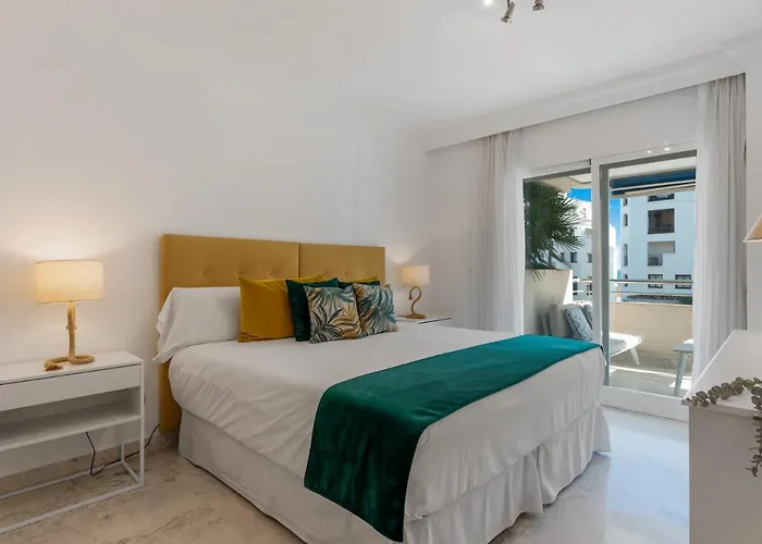 Apartament 3 Bedroom In Location