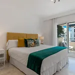 Lägenhet 3 Bedroom In Location