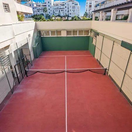 Apartment 3 Bedroom In Location *
