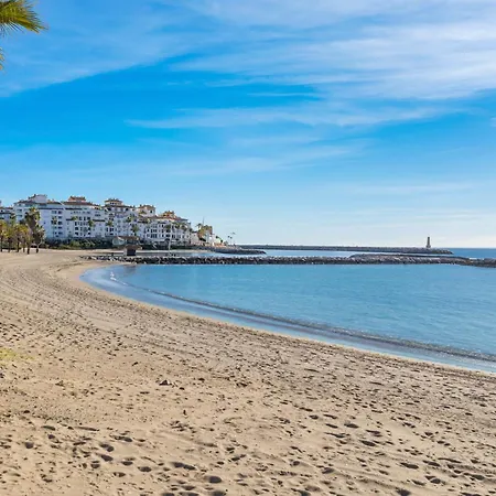 3 Bedroom In Location Apartment *