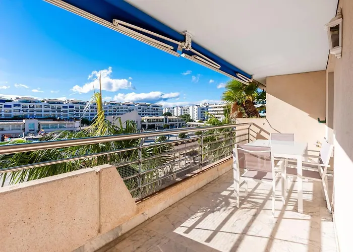 3 Bedroom In Location